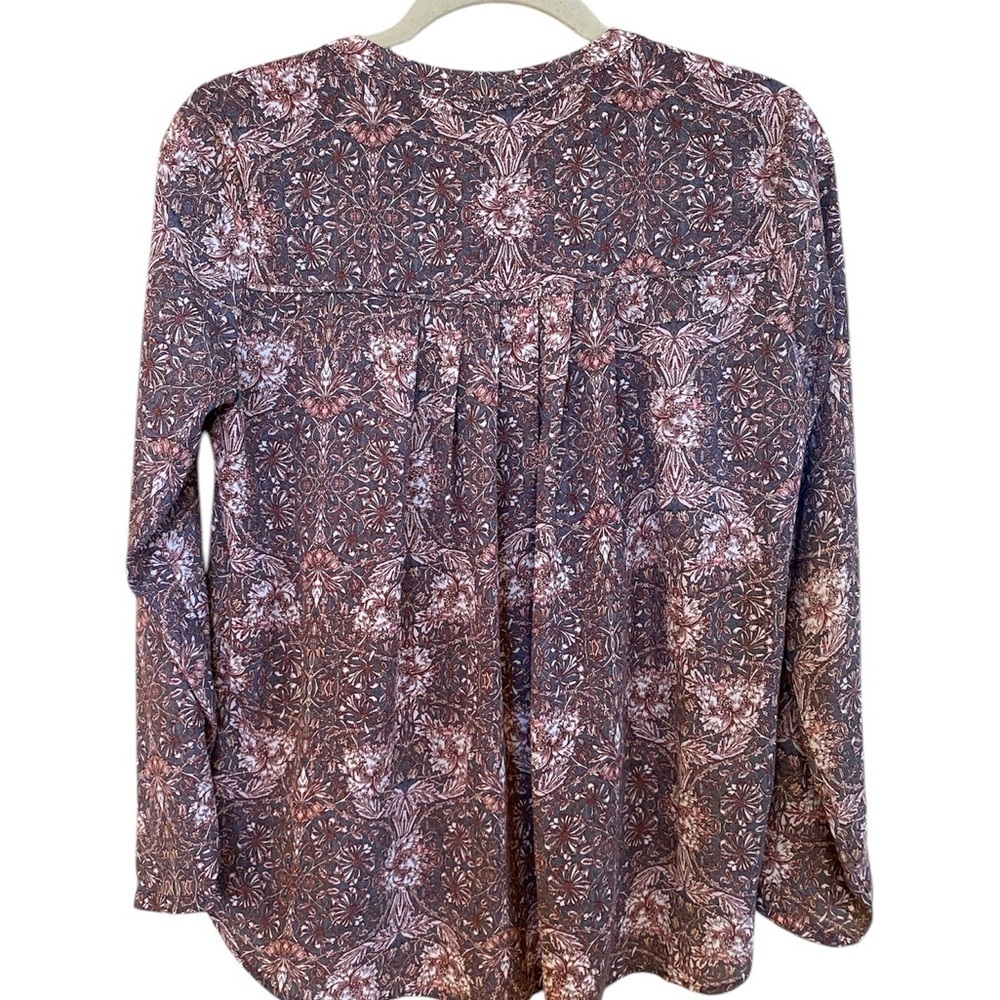 Floral Print Women's Top - Picture 2 of 5